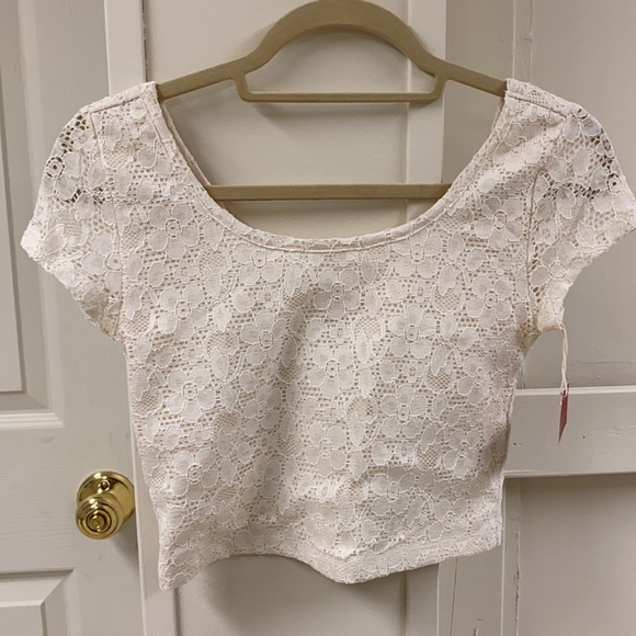 lace crop top - Picture 2 of 5